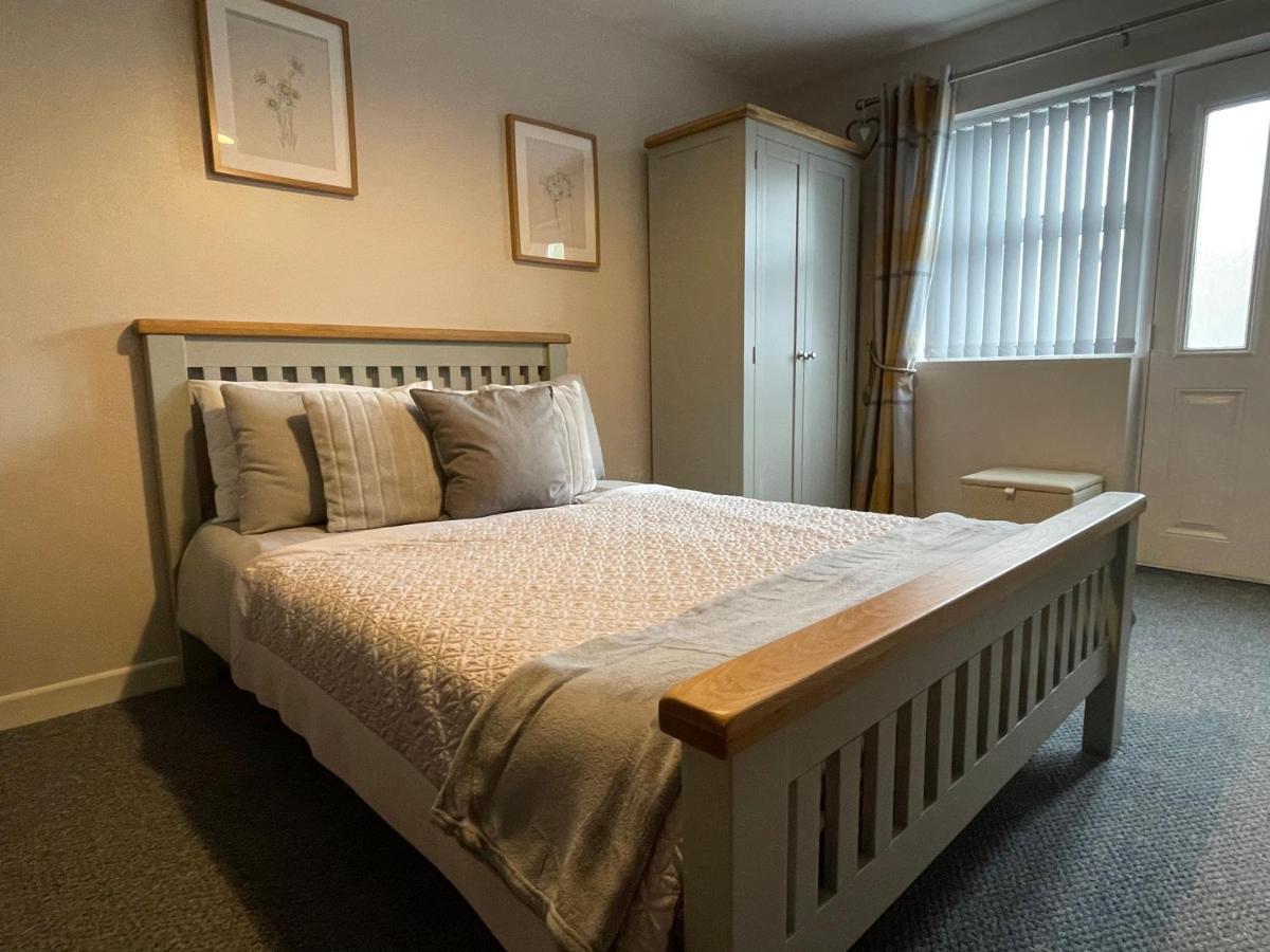 Westend Holiday Let 2 Брекън Екстериор снимка